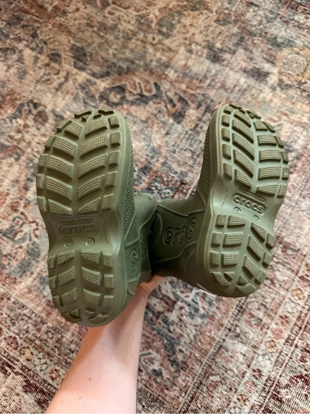 CROCS euc only